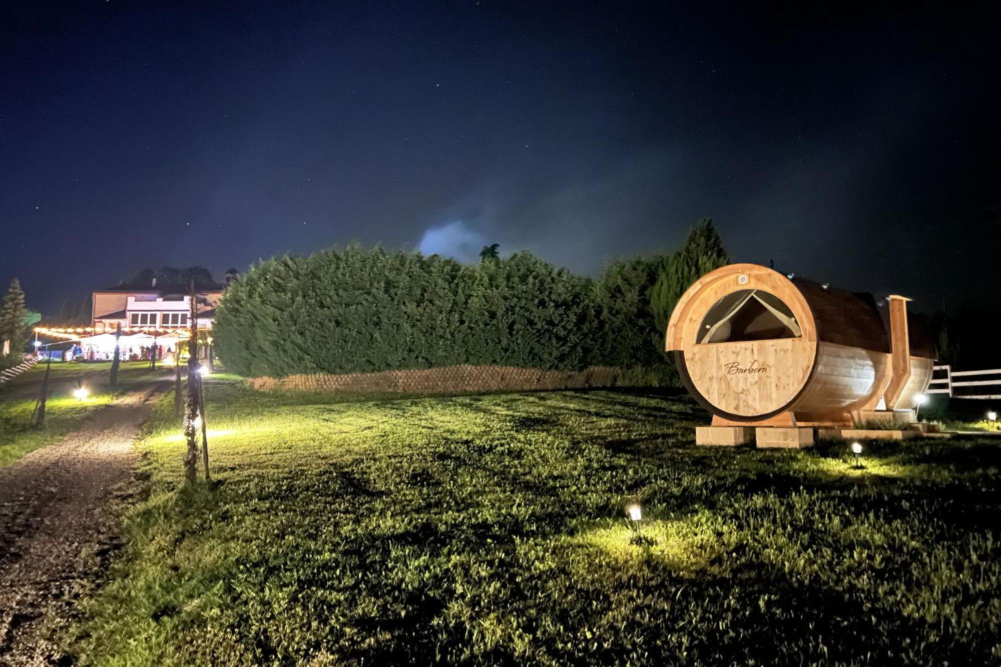 Notte Nella Botte Hotel Vignale Eksteriør billede